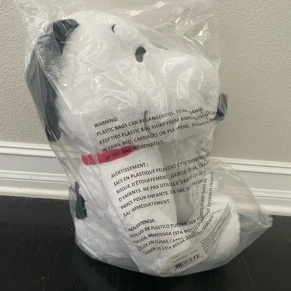 Peanuts Snoopy Jumbo Plush - Picture 3 of 13